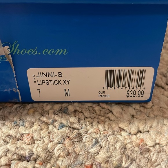 Red Heels - Picture 5 of 5